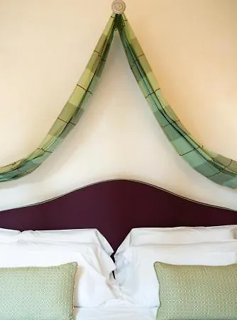 Serristori Palace Lejlighedshotel 2*