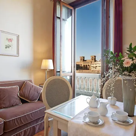 Lejlighedshotel Serristori Palace