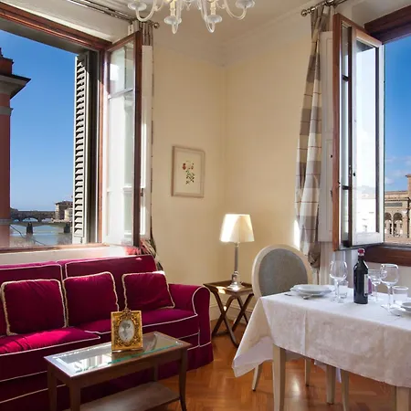 Lejlighedshotel Serristori Palace 2*