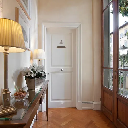Lejlighedshotel Serristori Palace 2*