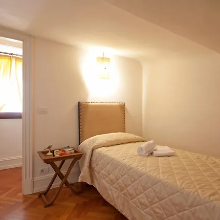 Lejlighedshotel Serristori Palace