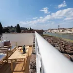 Serristori Palace 4*
