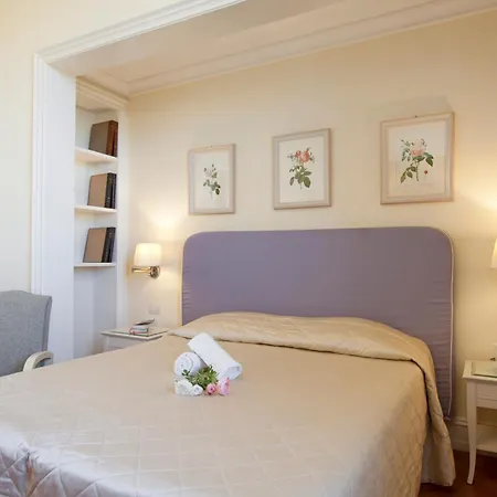 Aparthotel Serristori Palace Florence