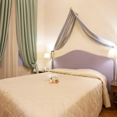Serristori Palace 2* Florence