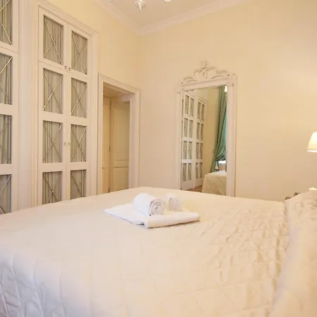 Aparthotel Serristori Palace 2*