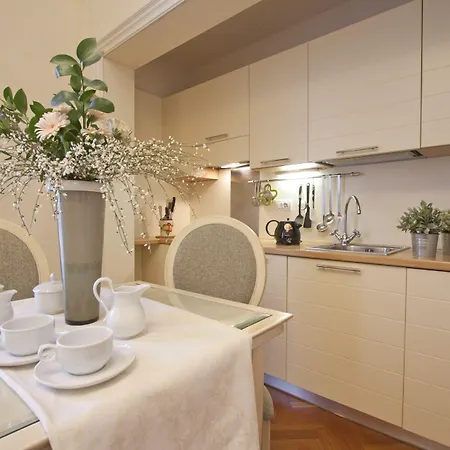 Serristori Palace Апарт-отель 4*