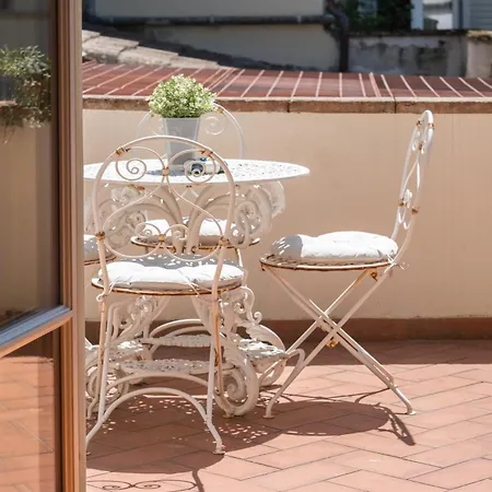 Serristori Palace Апарт-отель Флоренция