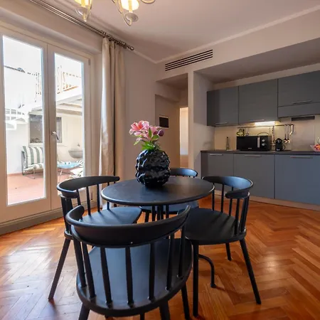 Serristori Palace 4*