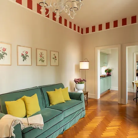 Serristori Palace Aparthotel