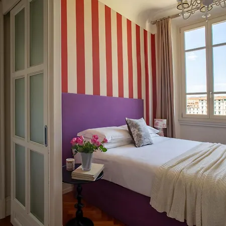Aparthotel Serristori Palace
