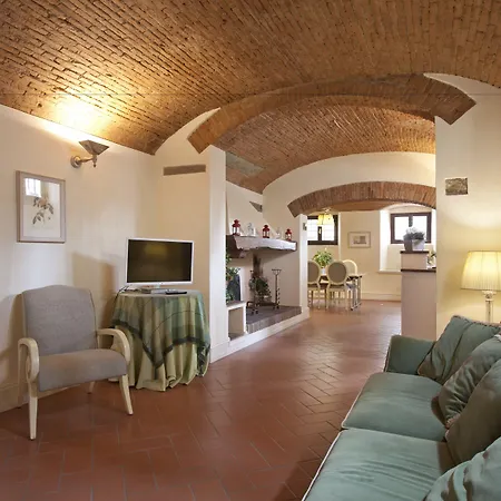 Aparthotel Serristori Palace 4*